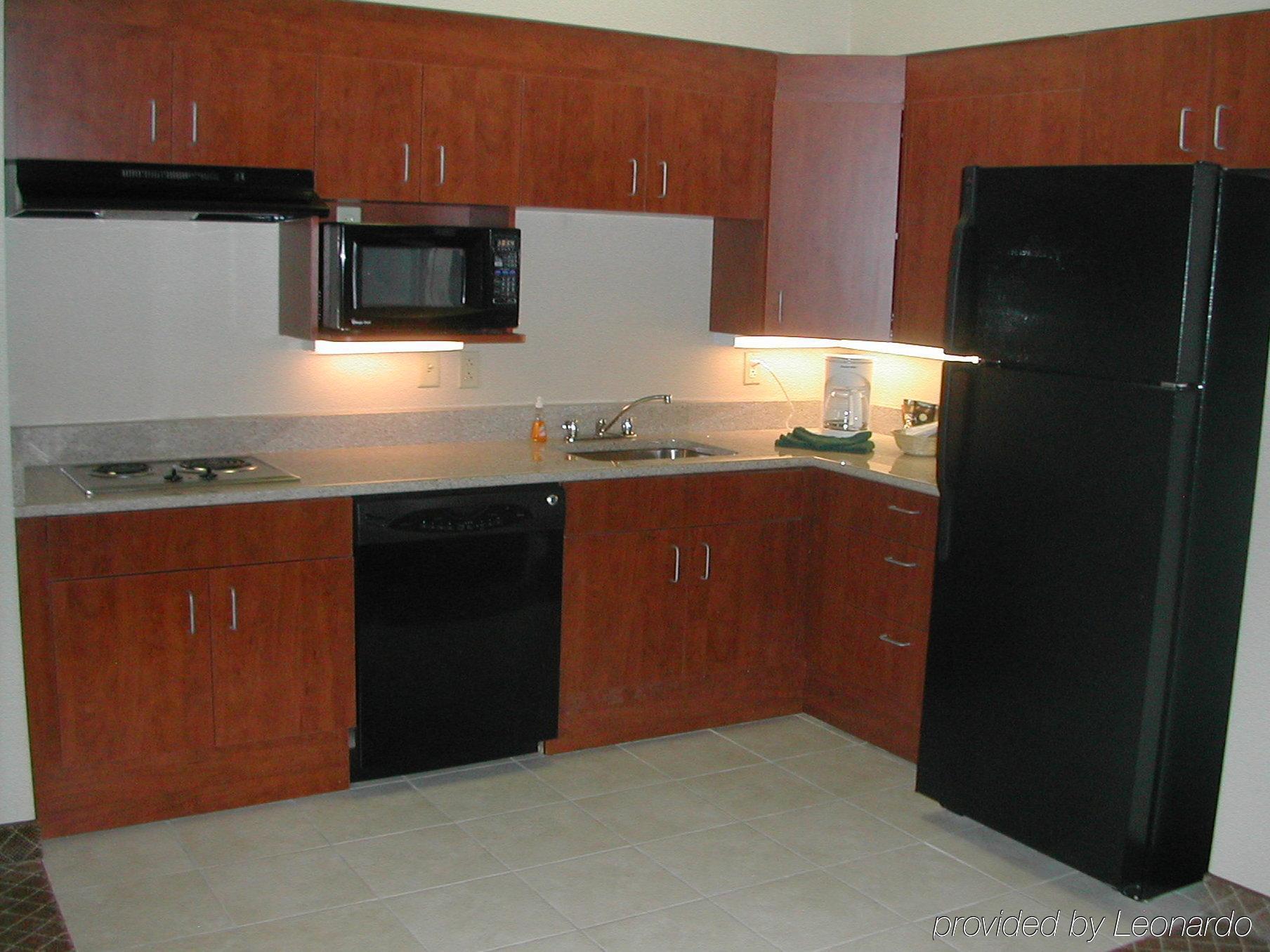 מלון Kearsarge Wyndham Garden Erie מראה חיצוני תמונה